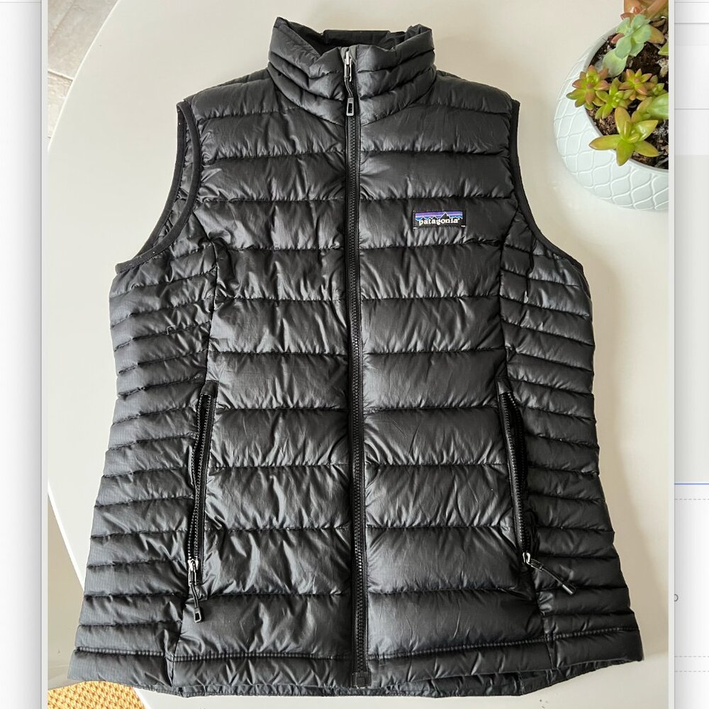 Patagonia Women's Down Sweater Vest - Black, Small, EUC